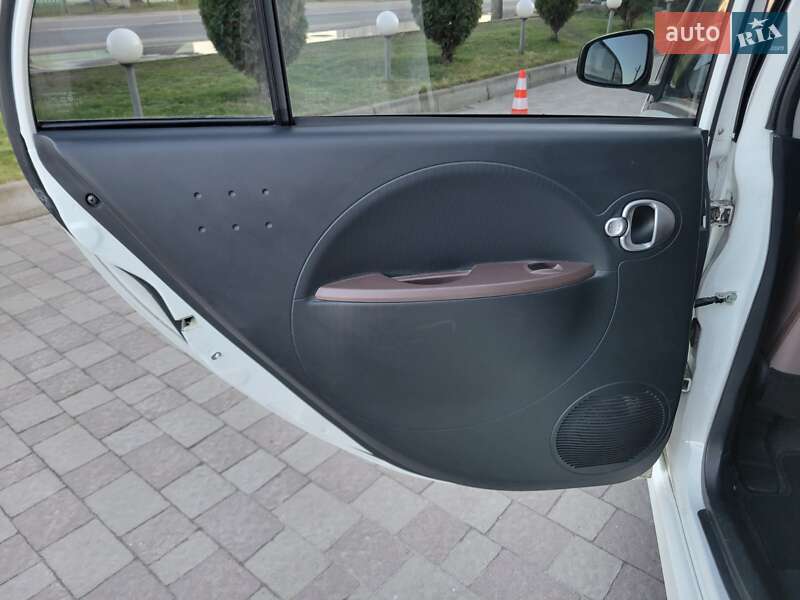 Хэтчбек Citroen C-Zero 2011 в Сарнах