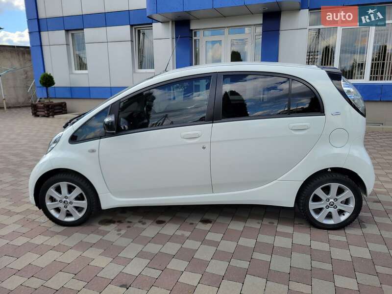 Хэтчбек Citroen C-Zero 2011 в Сарнах
