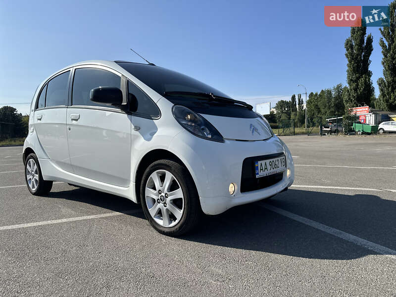 Хэтчбек Citroen C-Zero 2013 в Киеве