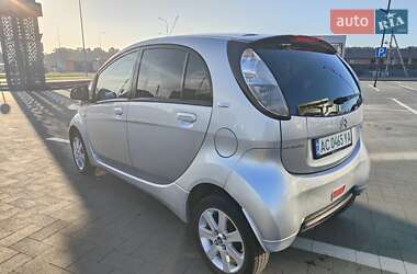 Хэтчбек Citroen C-Zero 2013 в 
