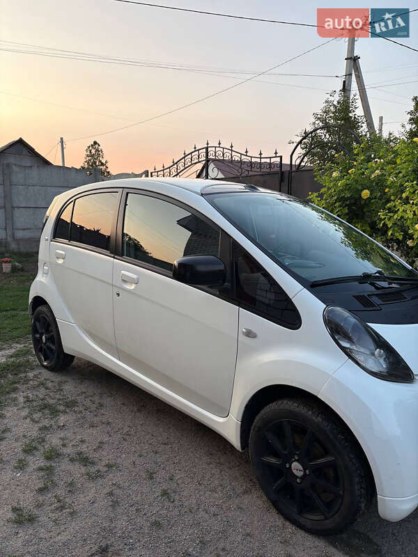 Хэтчбек Citroen C-Zero 2011 в Кременчуге
