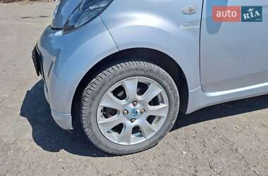 Хэтчбек Citroen C-Zero 2011 в 