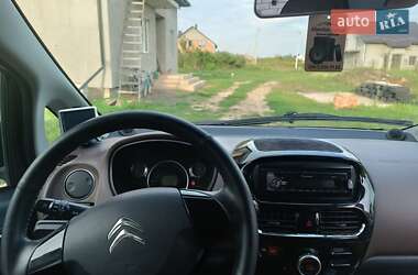 Хэтчбек Citroen C-Zero 2011 в 