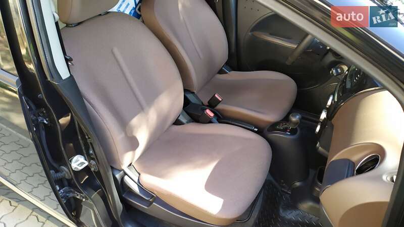 Хэтчбек Citroen C-Zero 2012 в Костополе