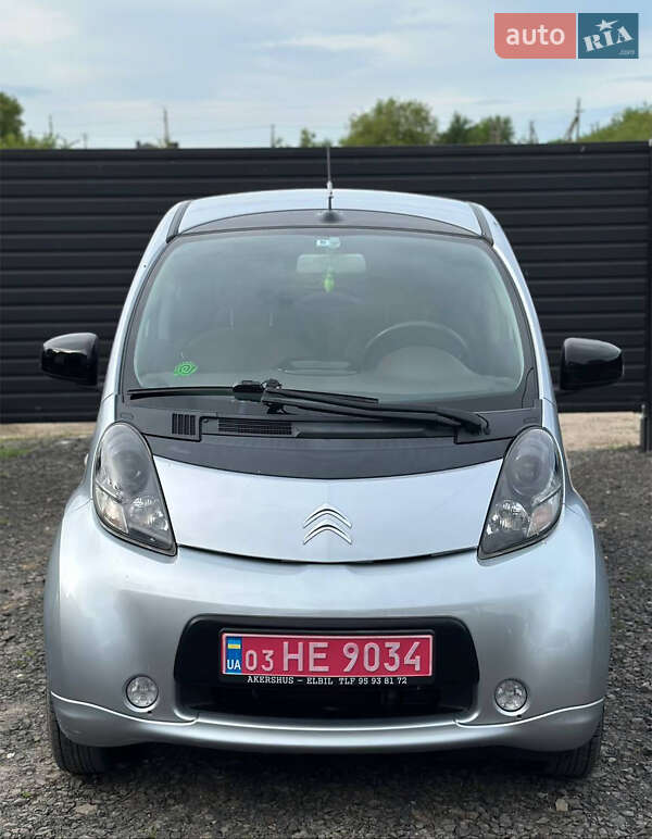 Хэтчбек Citroen C-Zero 2012 в 