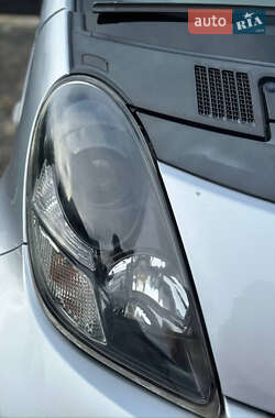 Хэтчбек Citroen C-Zero 2012 в 