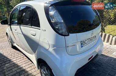 Хэтчбек Citroen C-Zero 2012 в 