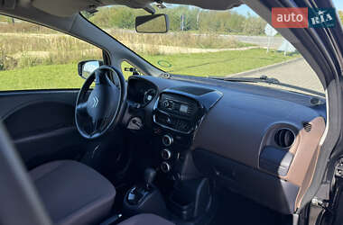 Хэтчбек Citroen C-Zero 2011 в 