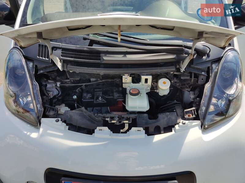 Хэтчбек Citroen C-Zero 2012 в Луцке