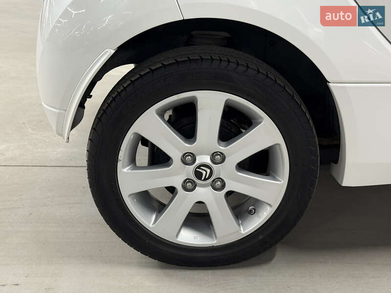 Хэтчбек Citroen C-Zero 2015 в Владимире