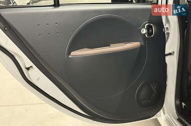 Хетчбек Citroen C-Zero 2015 в 