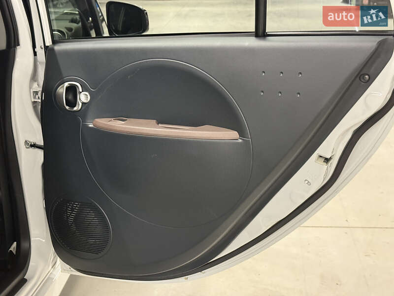 Хэтчбек Citroen C-Zero 2015 в Владимире