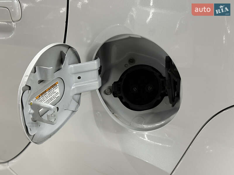 Хэтчбек Citroen C-Zero 2015 в Владимире