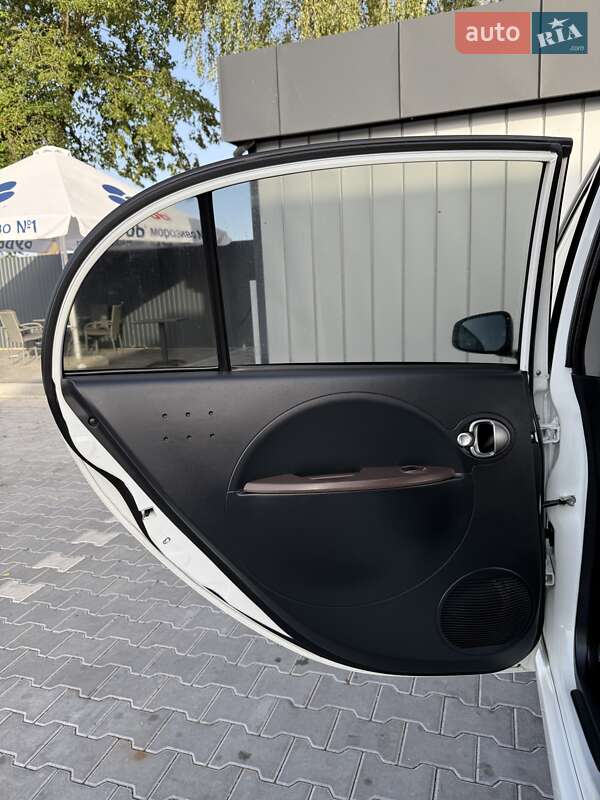 Хэтчбек Citroen C-Zero 2014 в Владимире