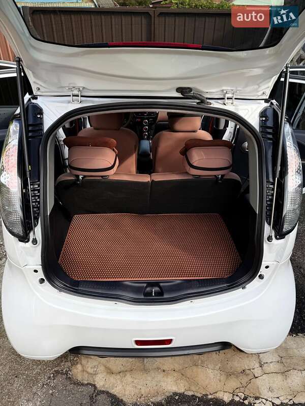 Хэтчбек Citroen C-Zero 2012 в Луцке
