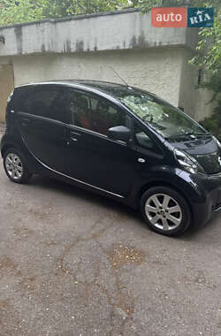 Хэтчбек Citroen C-Zero 2013 в 