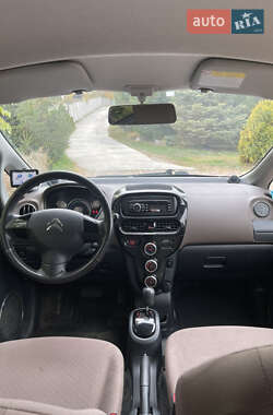 Хэтчбек Citroen C-Zero 2012 в 