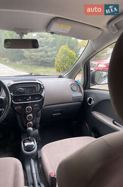Хэтчбек Citroen C-Zero 2012 в 