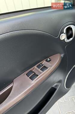 Хэтчбек Citroen C-Zero 2014 в 
