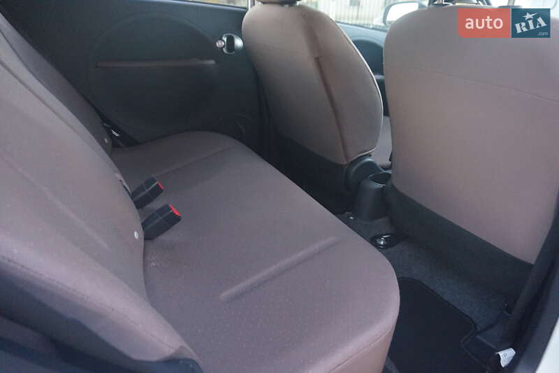 Хетчбек Citroen C-Zero 2014 в Самборі фото 46 Хетчбек Citroen C-Zero 2014 в Самборі