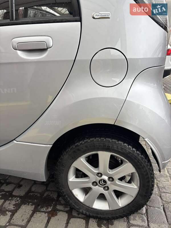 Хетчбек Citroen C-Zero 2013 в Рівному фото 4 Хетчбек Citroen C-Zero 2013 в Рівному