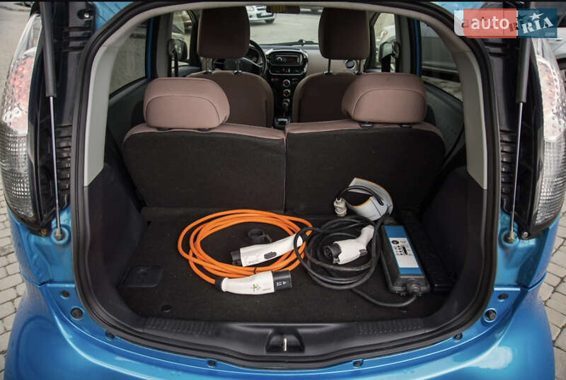 Хетчбек Citroen C-Zero 2015 в Львові