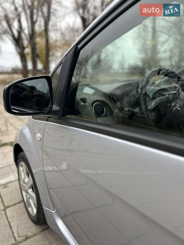 Хэтчбек Citroen C-Zero 2011 в Запорожье