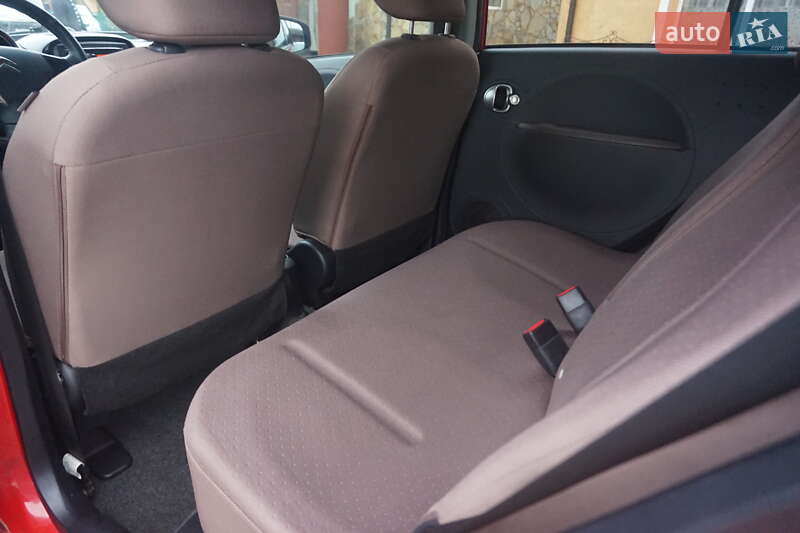 Хэтчбек Citroen C-Zero 2012 в Самборе фото 45 Хэтчбек Citroen C-Zero 2012 в Самборе