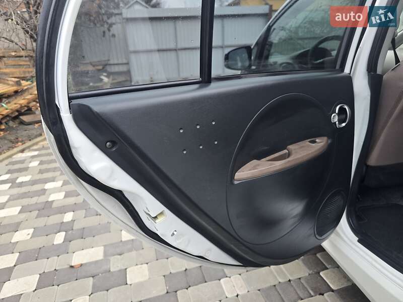 Хэтчбек Citroen C-Zero 2011 в Нежине