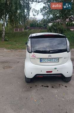 Хетчбек Citroen C-Zero 2011 в Золочеві