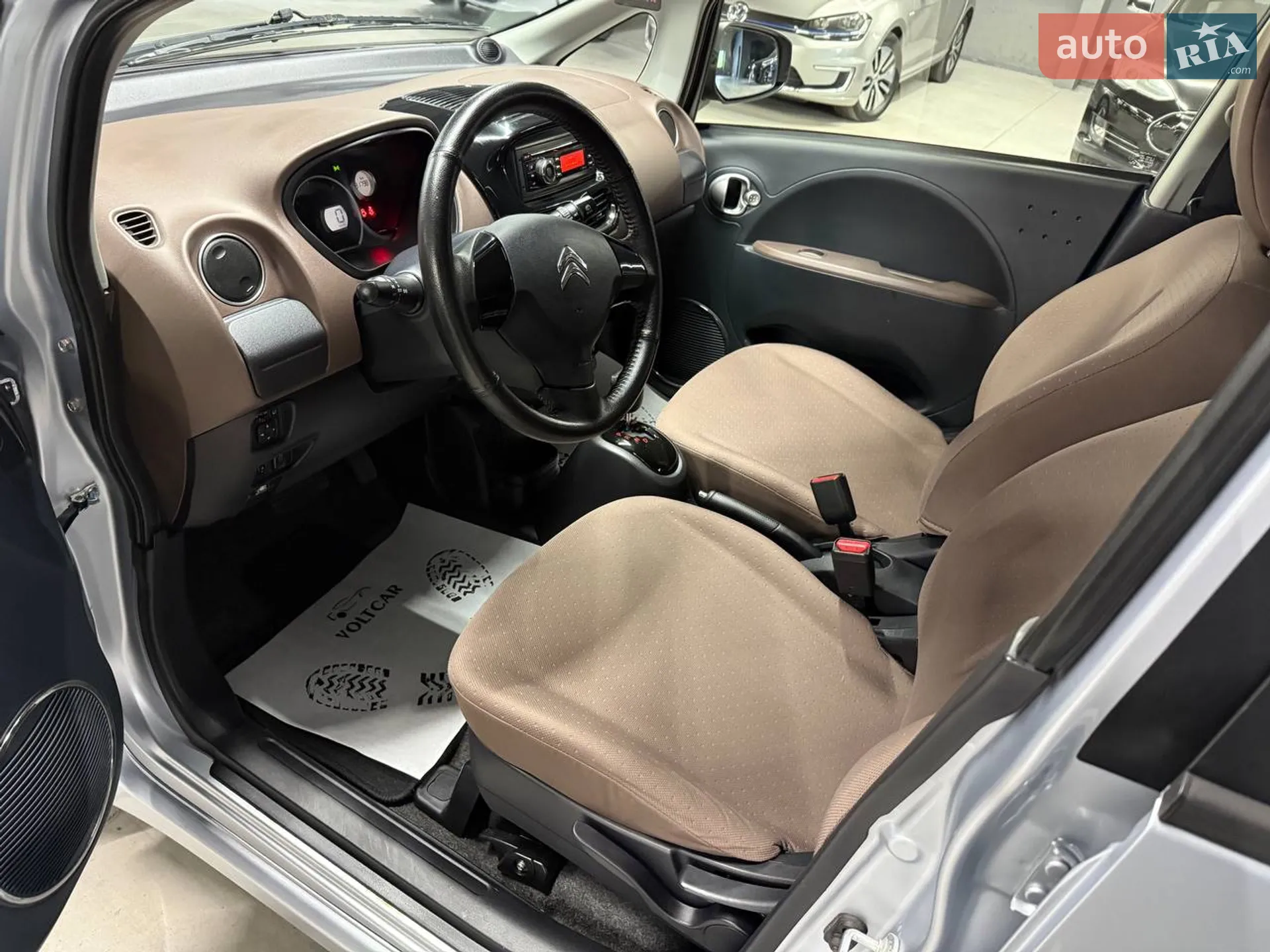 2015 Citroen C-ZERO - мініатюра 8