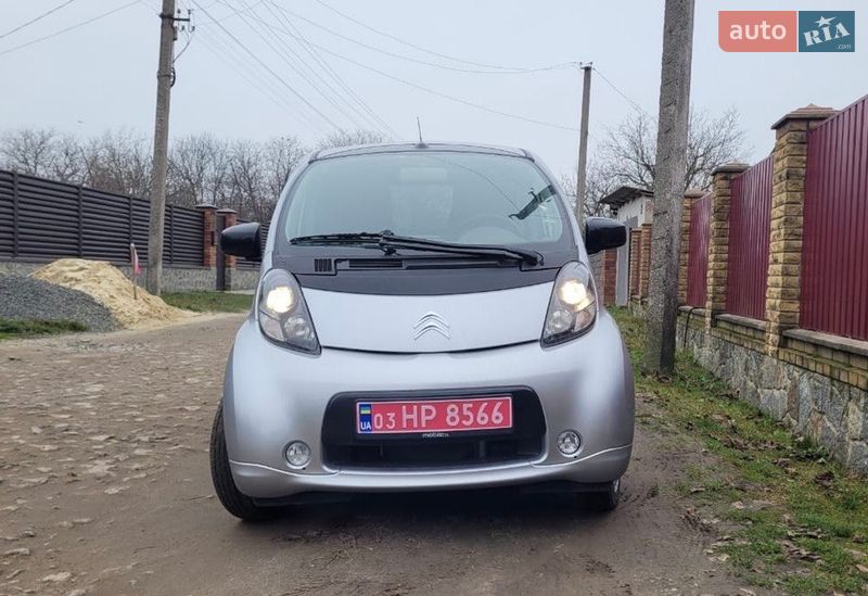 Хетчбек Citroen C-Zero 2015 в Умані