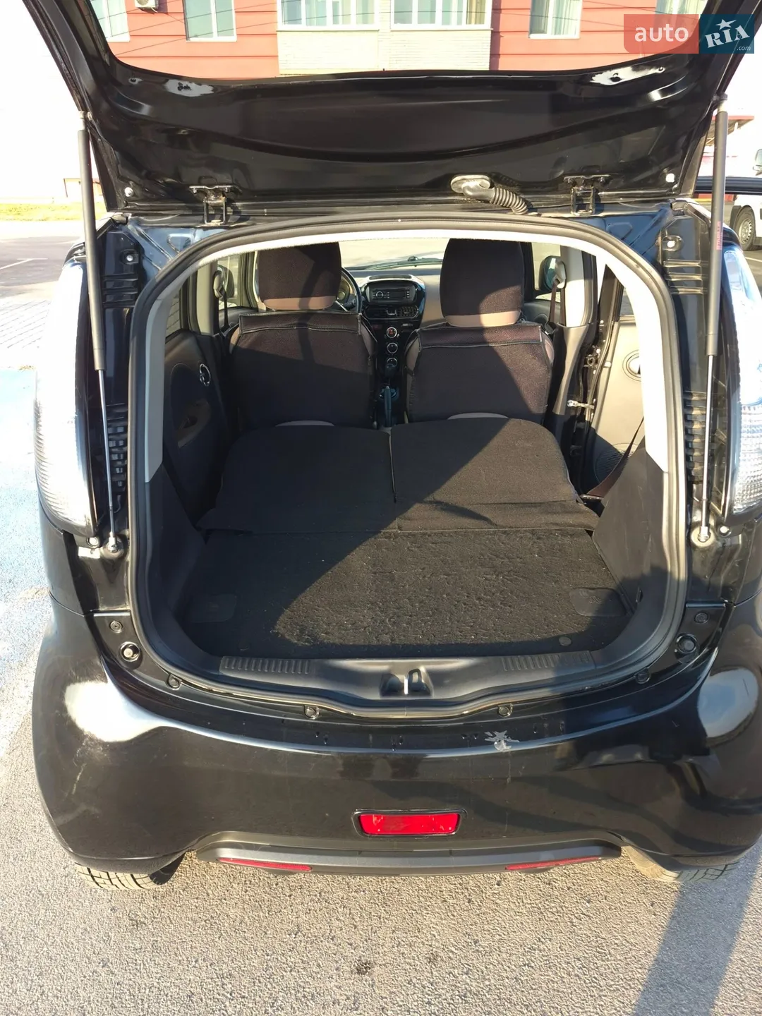 2016 Citroen C-ZERO - мініатюра 27