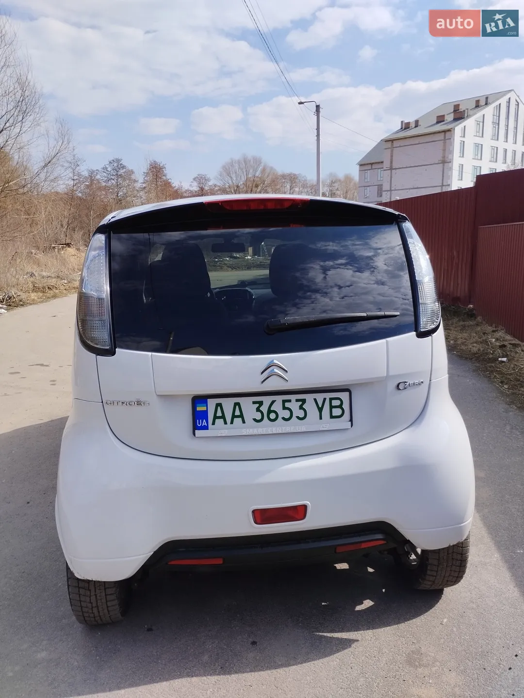 2011 Citroen C-ZERO - мініатюра 11