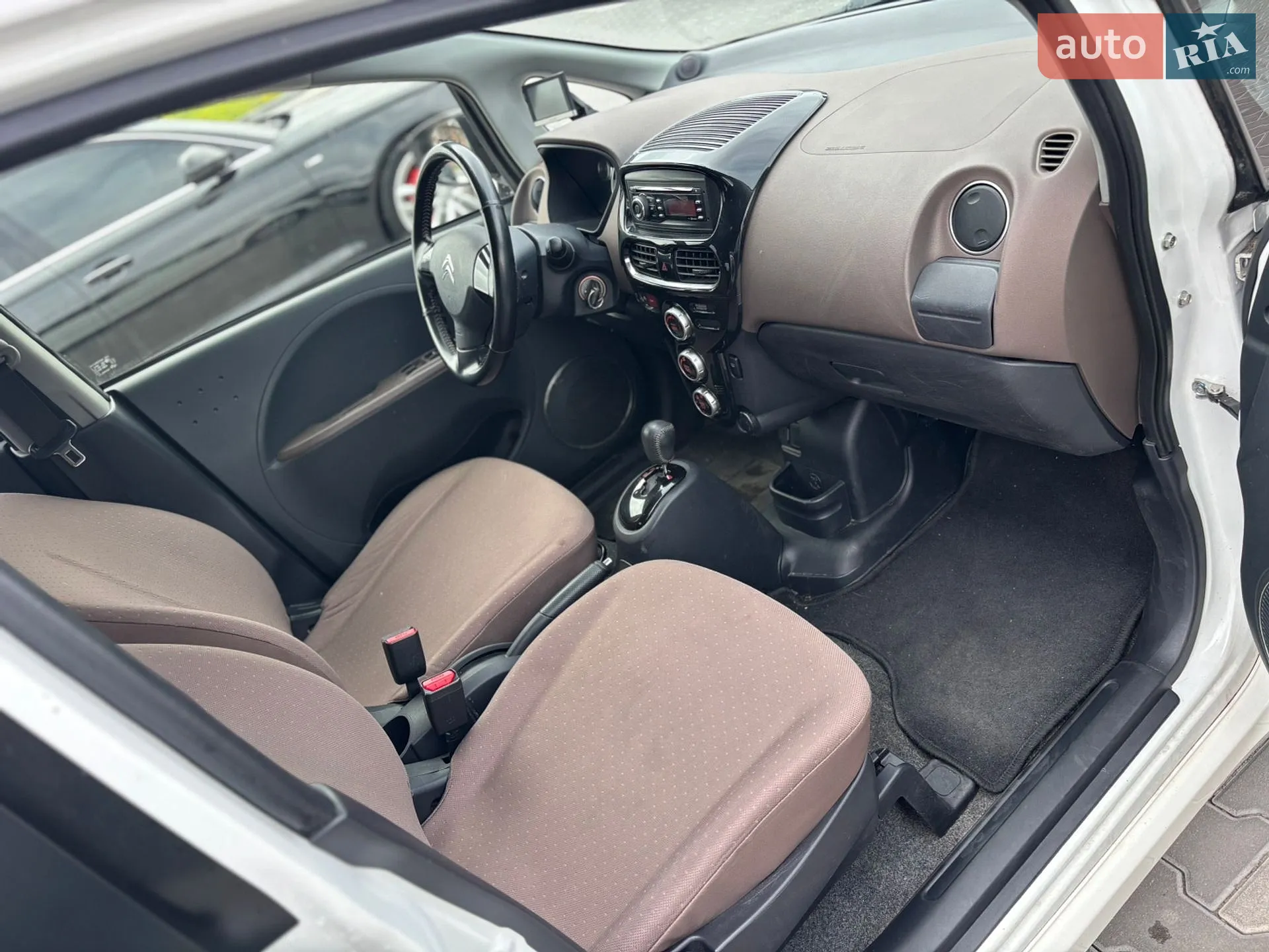2014 Citroen C-ZERO - мініатюра 21