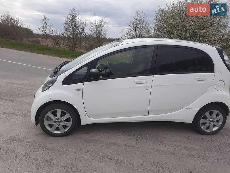 Хэтчбек Citroen C-Zero 2016 в Виннице