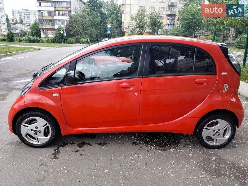 Хэтчбек Citroen C-Zero 2011 в Киеве