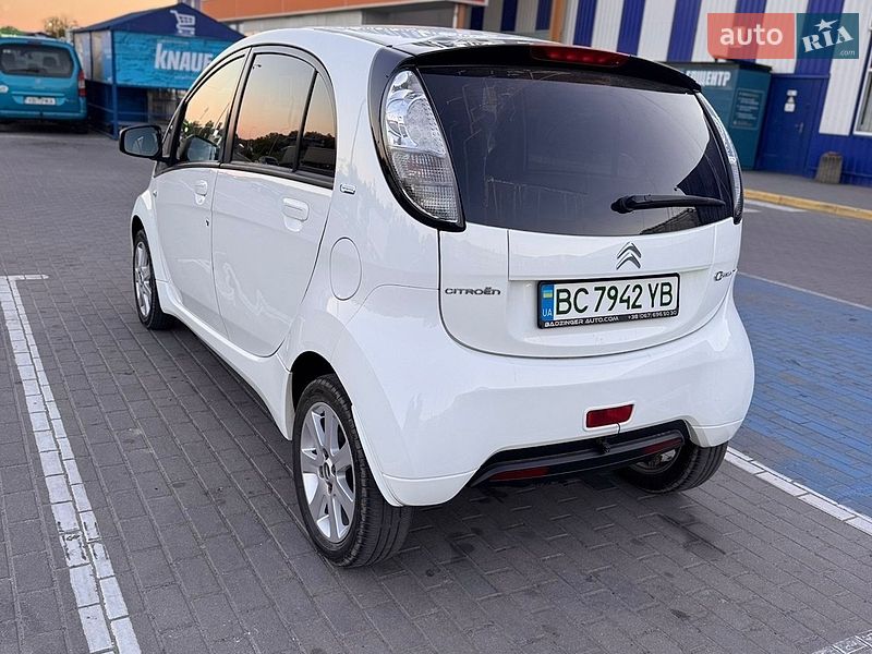 Хетчбек Citroen C-Zero 2011 в Стрию