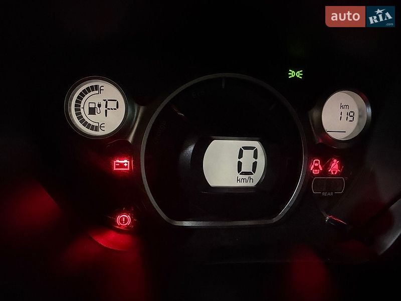 Хетчбек Citroen C-Zero 2014 в Києві