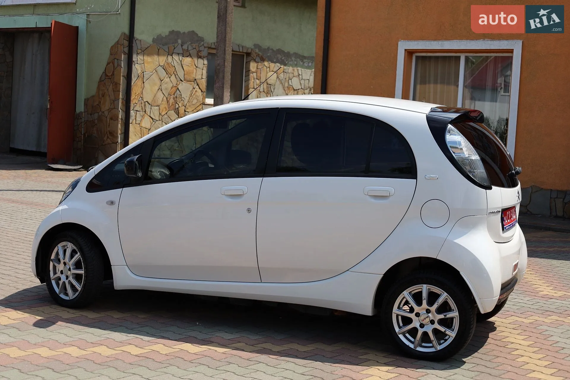 2014 Citroen C-ZERO - мініатюра 13