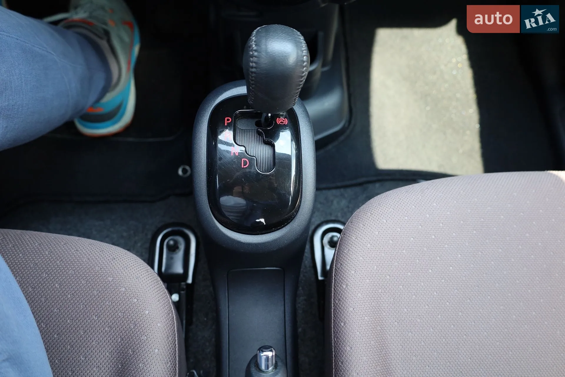 2014 Citroen C-ZERO - мініатюра 38