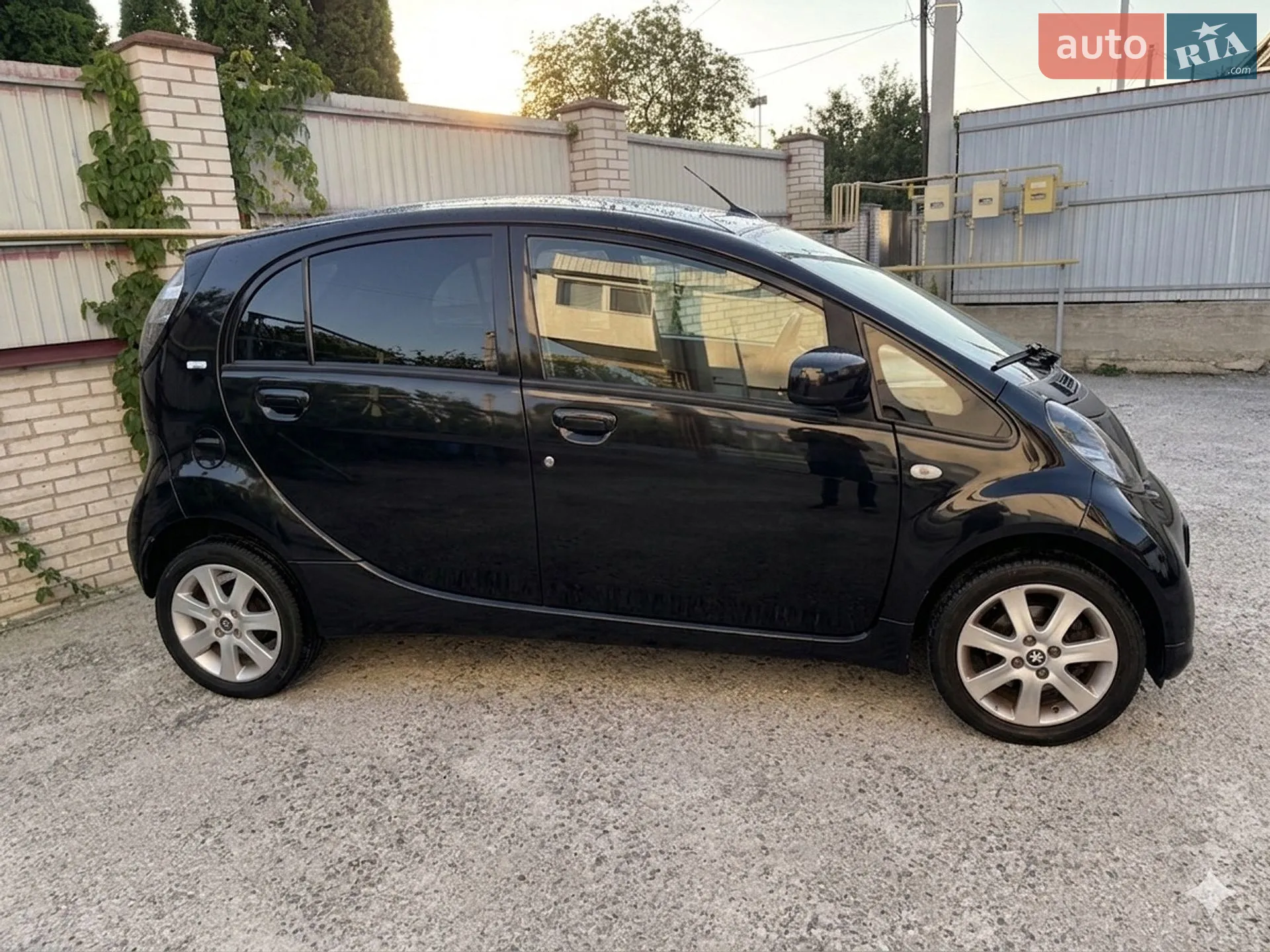 2015 Citroen C-ZERO - мініатюра 3