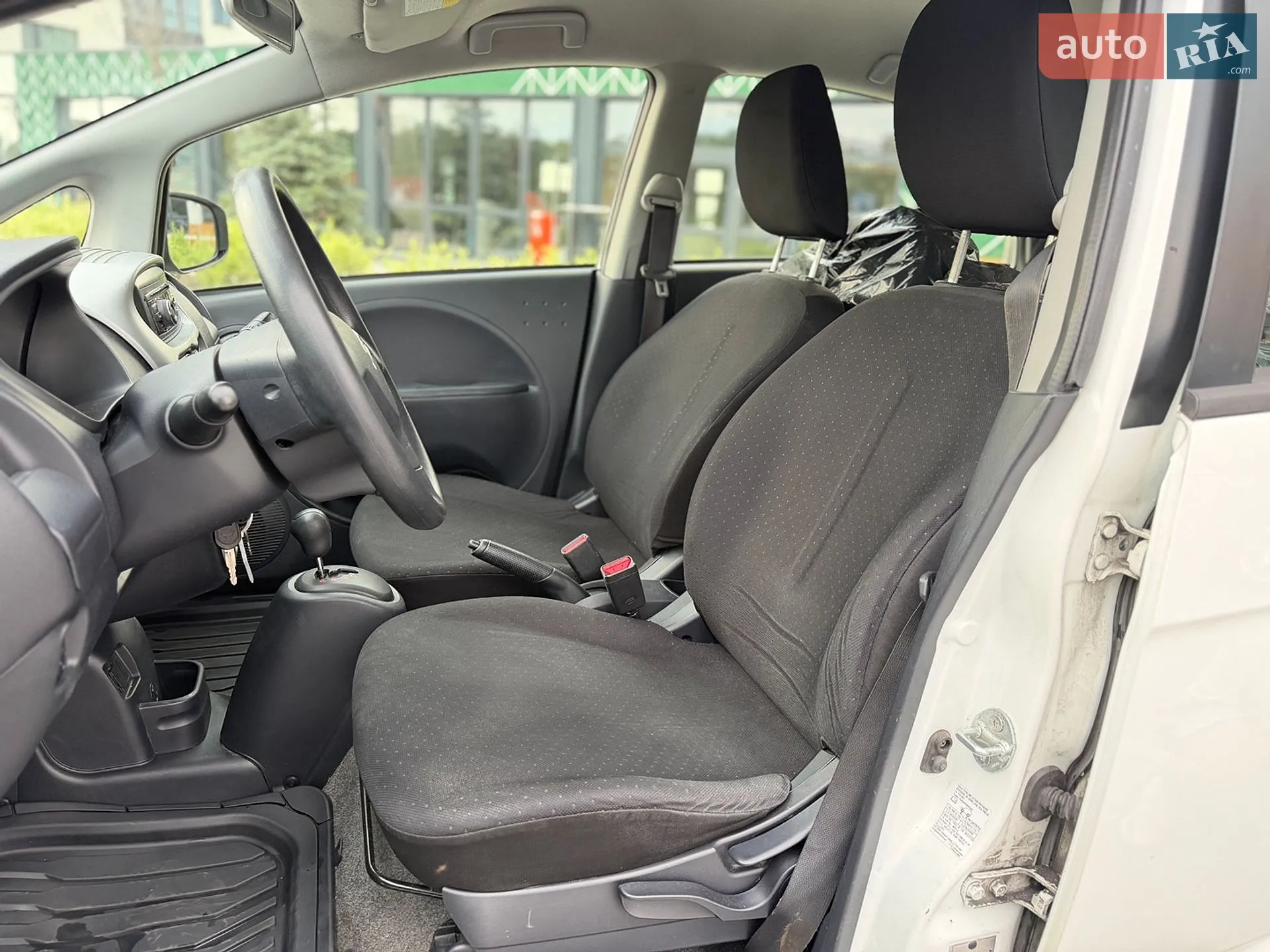 2012 Citroen C-ZERO - мініатюра 9