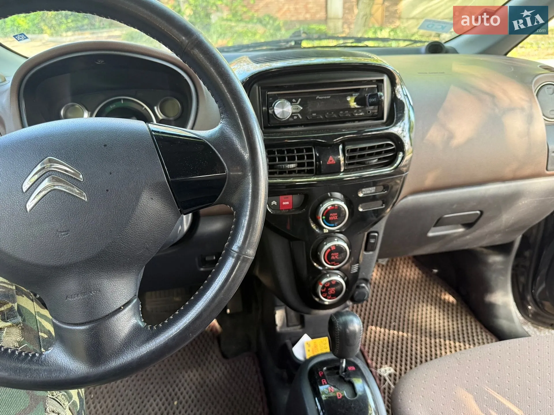 2012 Citroen C-ZERO - мініатюра 21