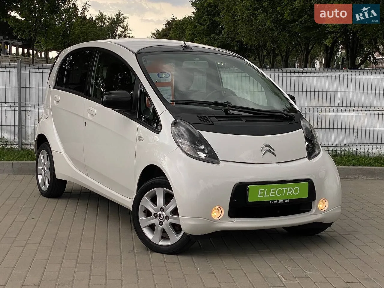 2015 Citroen C-ZERO - мініатюра 3