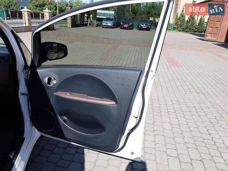 Хэтчбек Citroen C-Zero 2015 в Самборе