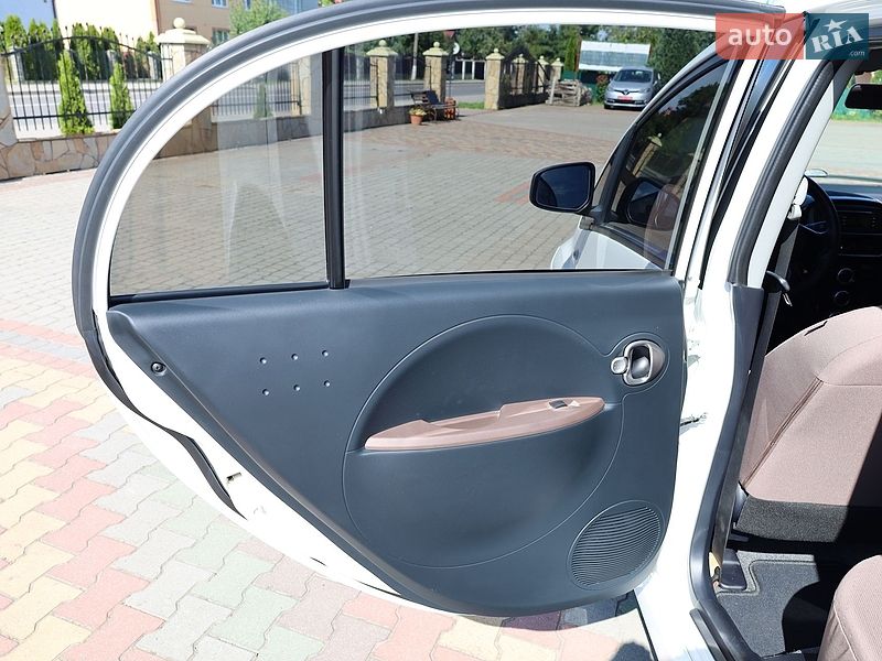 Хэтчбек Citroen C-Zero 2015 в Самборе