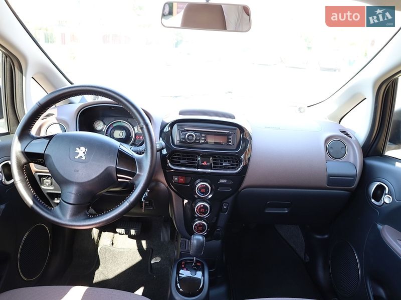 Хэтчбек Citroen C-Zero 2015 в Самборе