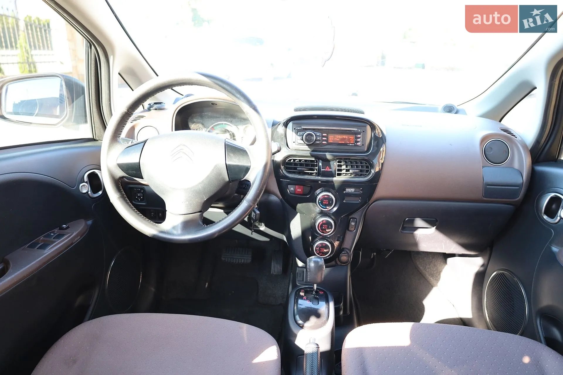 2011 Citroen C-ZERO - мініатюра 47