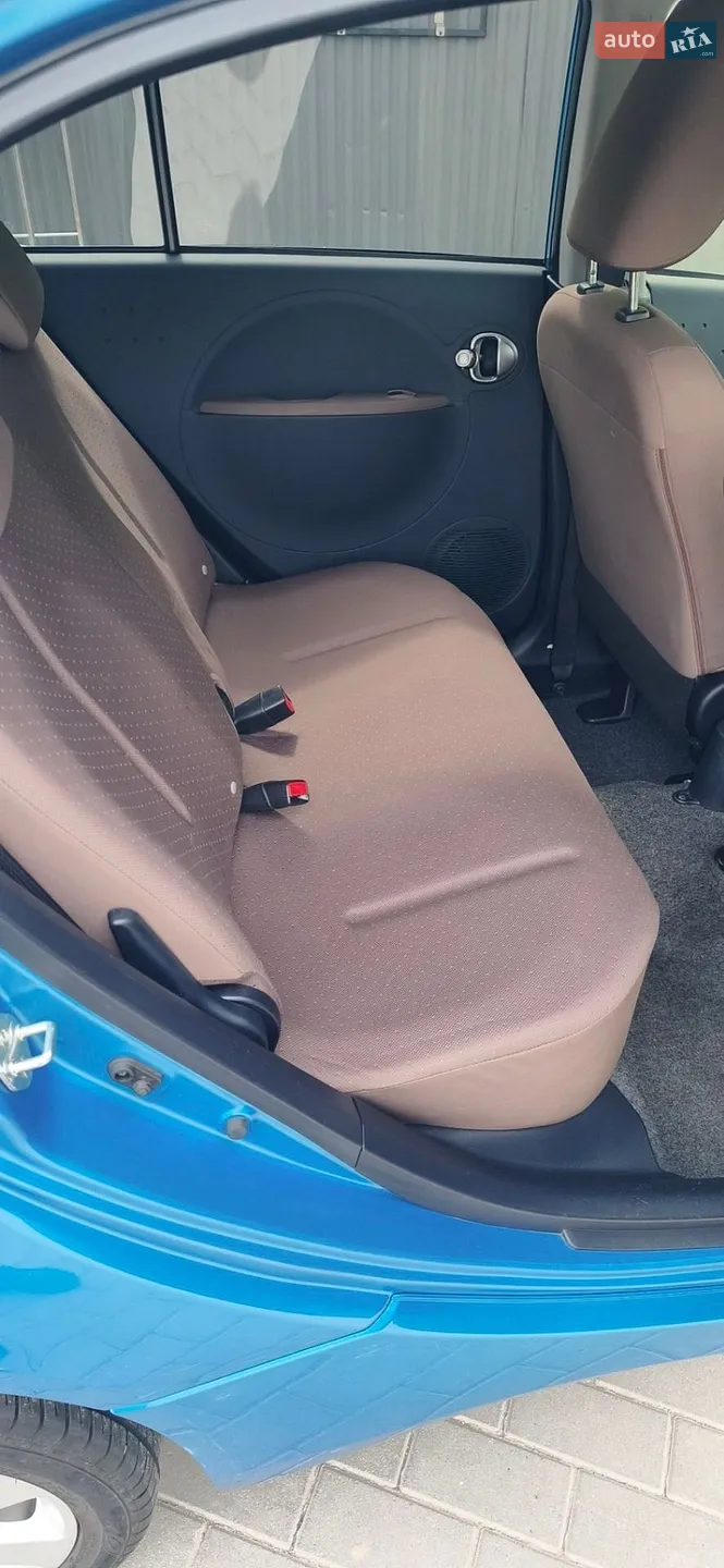 2015 Citroen C-ZERO - мініатюра 35